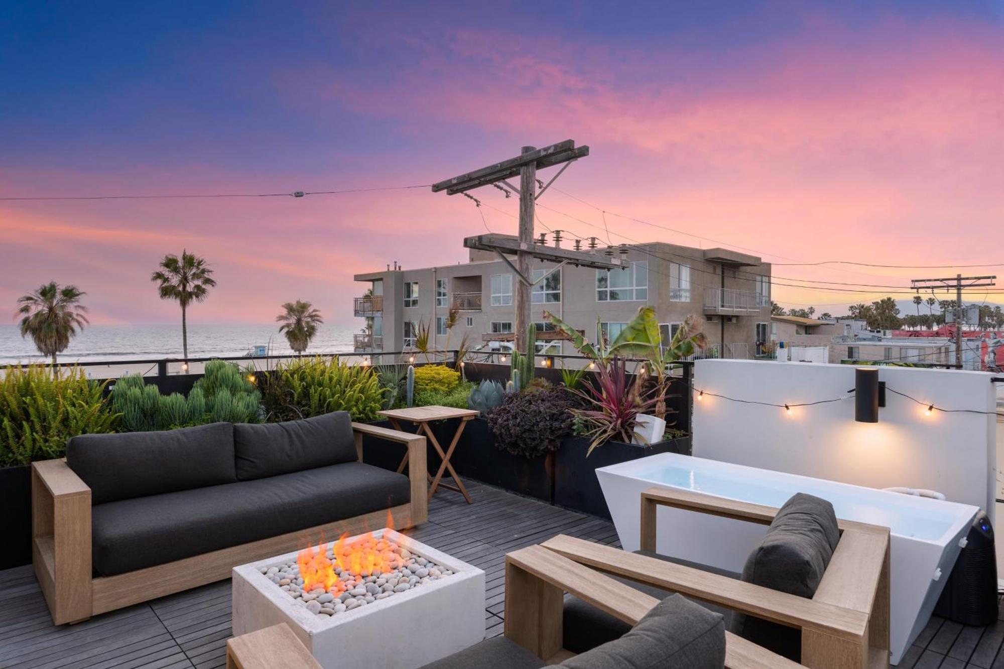 Сasa de vacaciones Venice View By Avantstay Walk To Venice Rooftop Ice Bath Luxe Design
