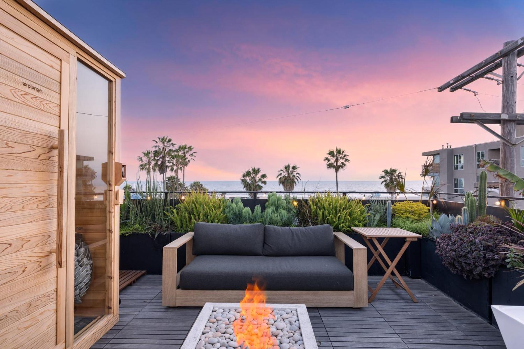 Venice View By Avantstay Walk To Venice Rooftop Ice Bath Luxe Design Сasa de vacaciones